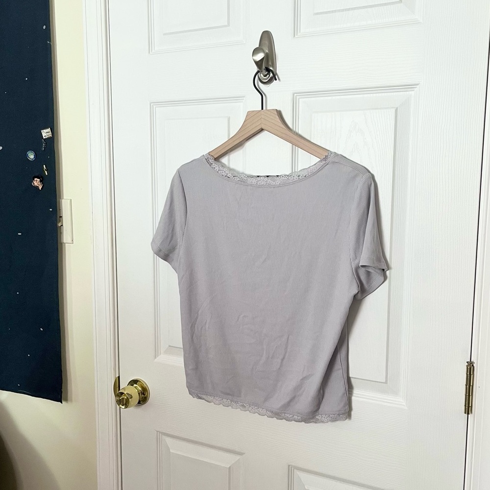 ✧・゚olive & oak light gray tee - Picture 5 of 6